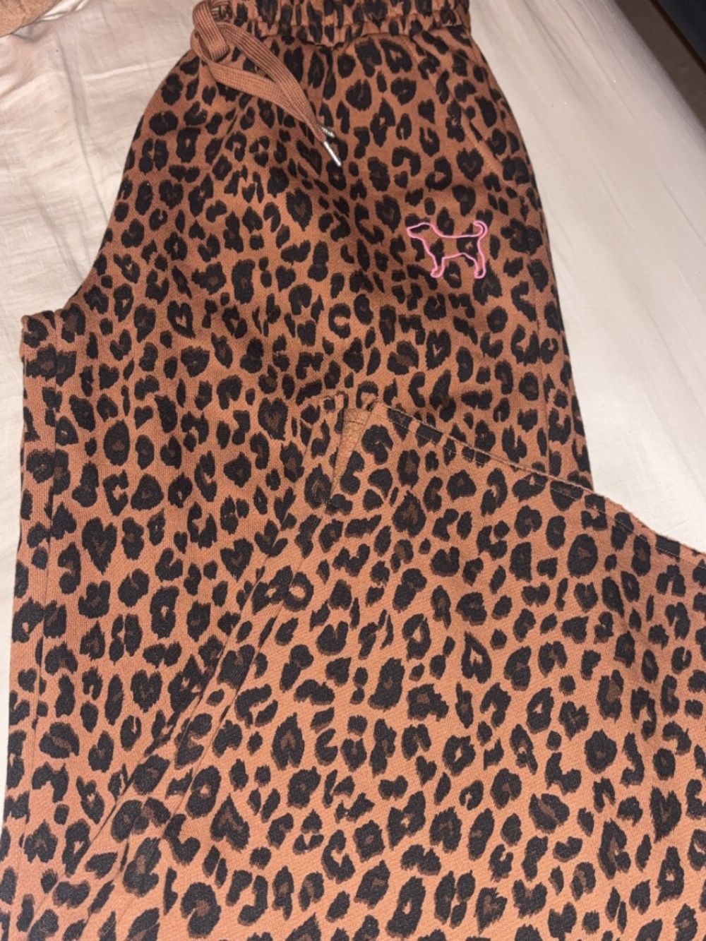 Vs pink sweats cheetah